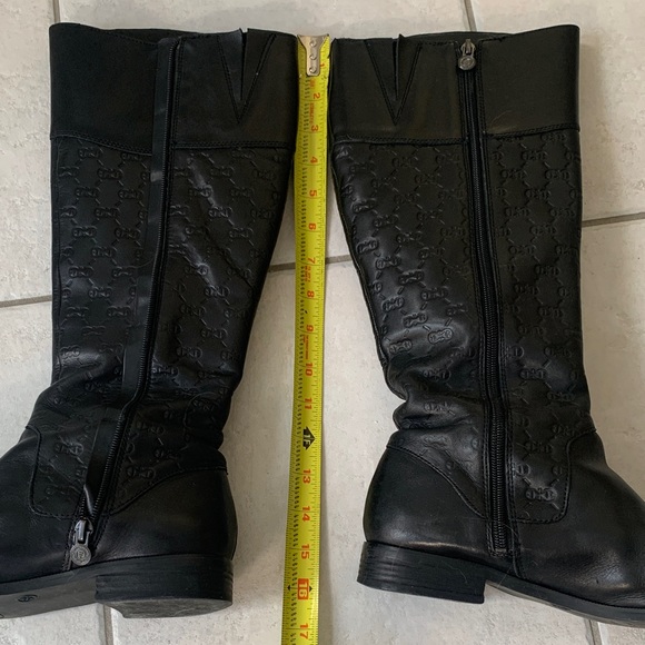 Black Boots - Picture 15 of 16